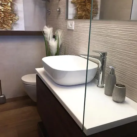 Luxury Reina