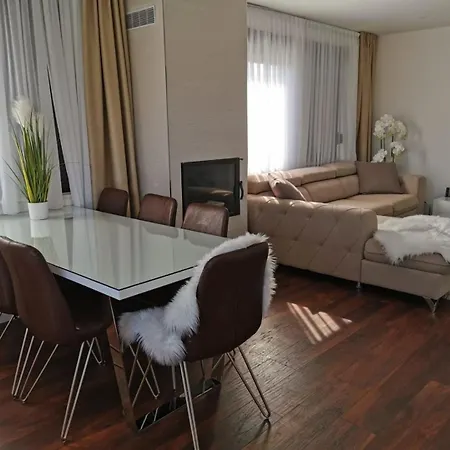 Luxury Reina * Винишче